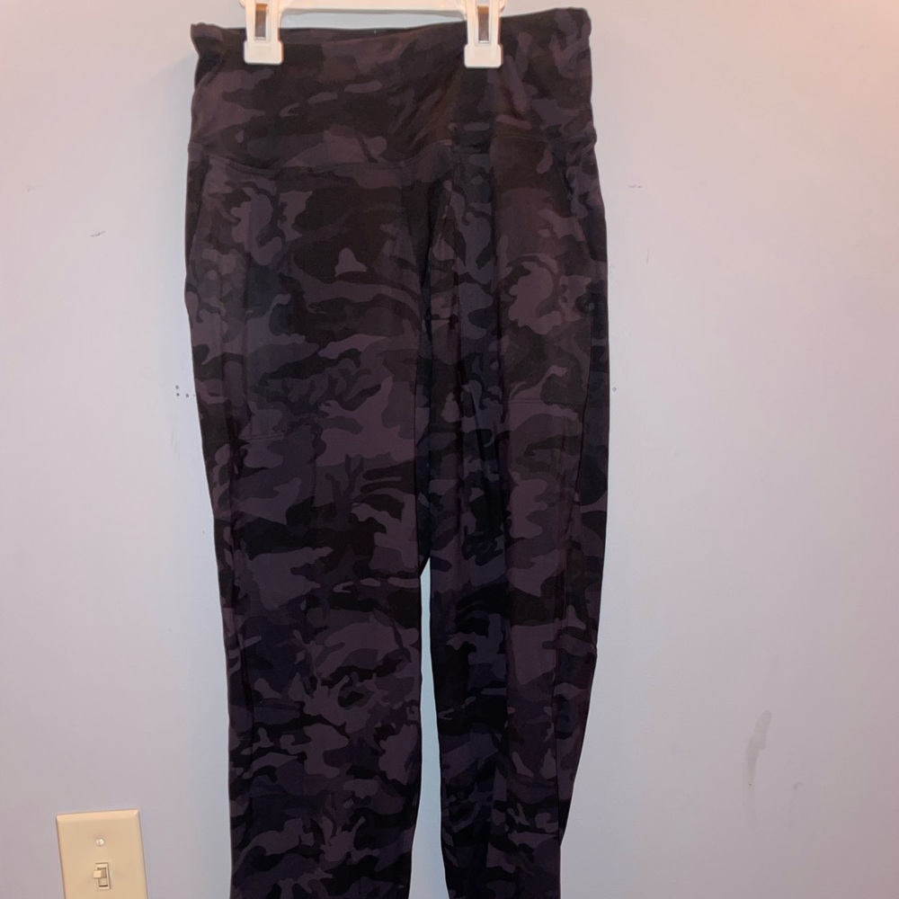 Camouflage joggers